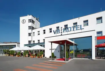 V8 HOTEL Motorworld Region Stuttgart