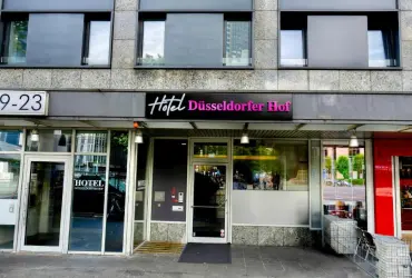 Hotel Düsseldorfer Hof ex. easyHotel Frankfurt City Center