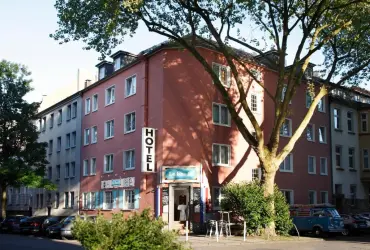 Stadt-gut-Hotel Rheinischer Hof