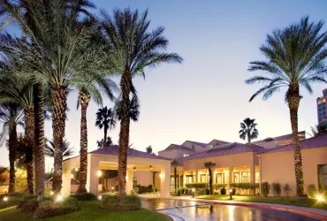 Courtyard by Marriott Las Vegas Convention Center