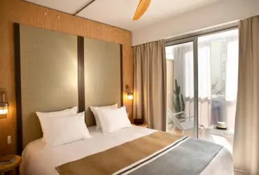 MOB HOTEL Cannes