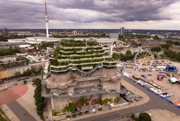 REVERB by Hard Rock Hamburg