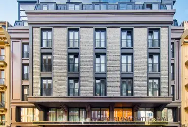 Lady Diana Hotel