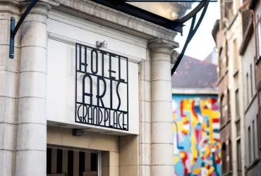Aris Grand Place Hotel