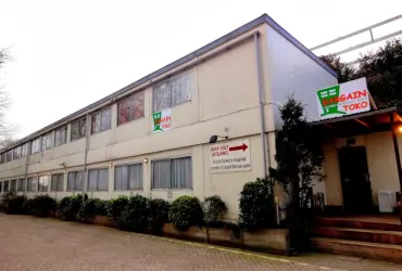 Budget Hostel Bargain Toko