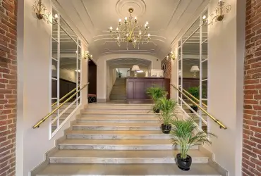 Boutique Hotel 1852