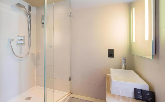 Hotel Le Montmartre Saint Pierre