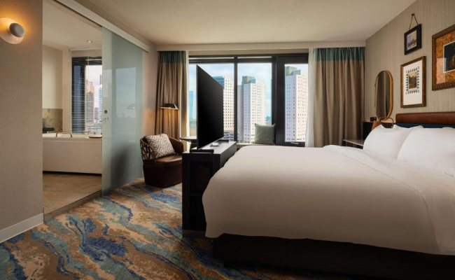 Haven Hotel Rotterdam, Curio Collection by Hilton