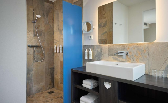 Haven Hotel Rotterdam, Curio Collection by Hilton