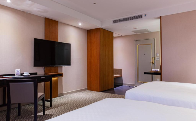 Pacific Business Hotel