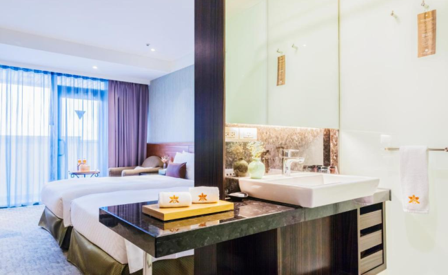 Pacific Business Hotel