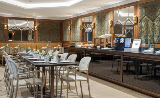 Hotel Eiffel Blomet