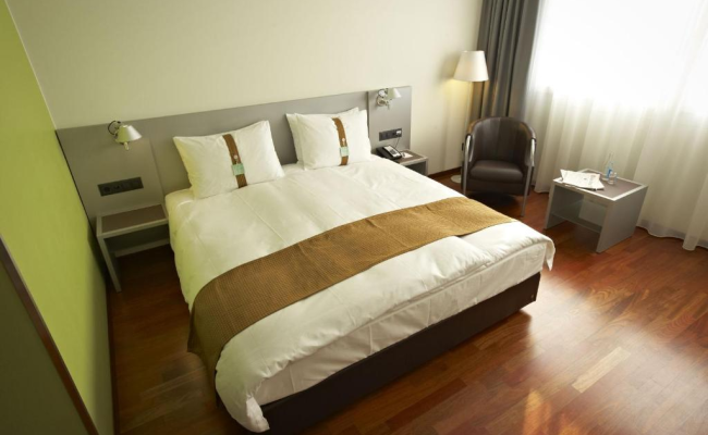 Holiday Inn Zurich Messe