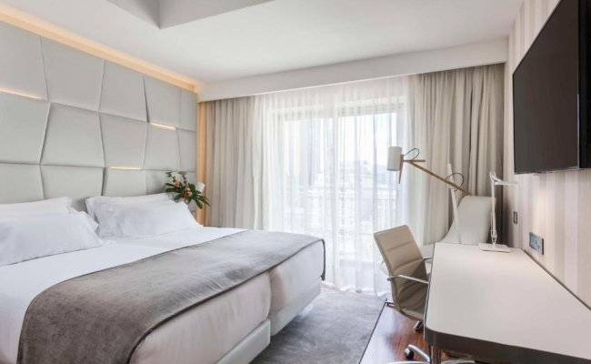 NH Collection Madrid Colón
