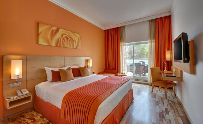Al Khoory Executive Hotel, Al Wasl