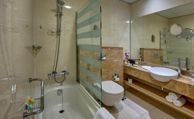 Al Khoory Executive Hotel, Al Wasl
