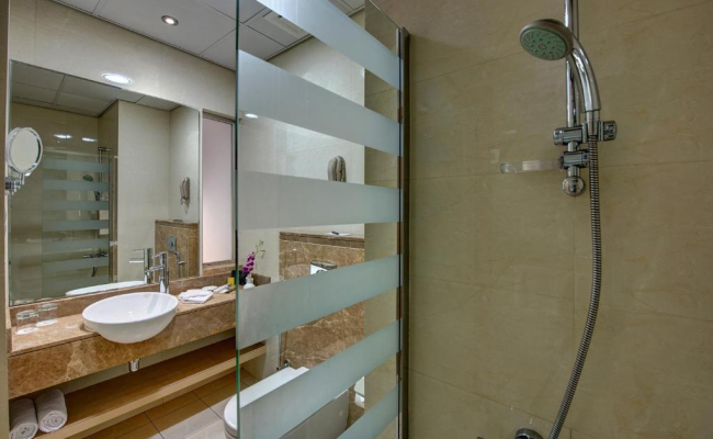Al Khoory Executive Hotel, Al Wasl