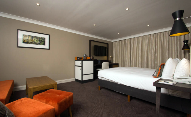 DoubleTree by Hilton London Ealing