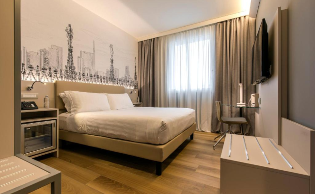 43 Station Hotel