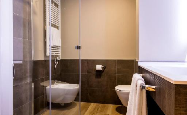 43 Station Hotel