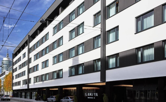 The Dean Munich - Autograph Collection