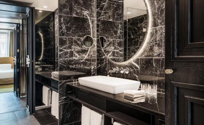 The Dean Munich - Autograph Collection