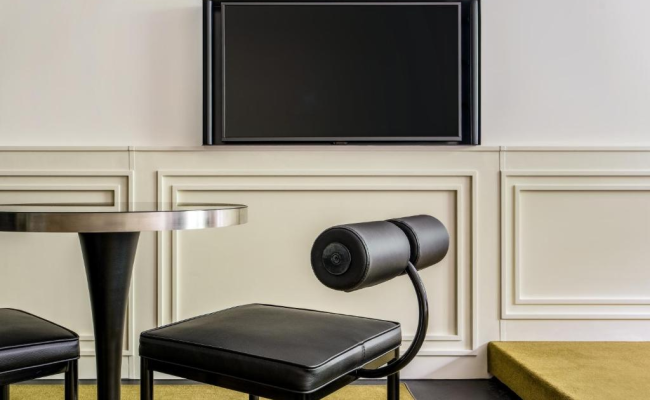 The Dean Munich - Autograph Collection