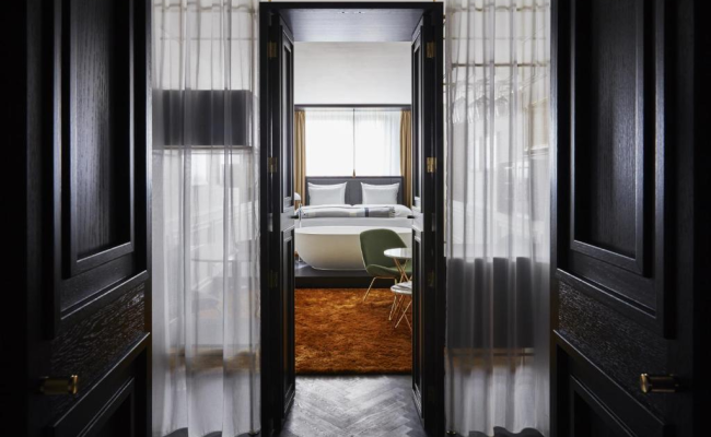 The Dean Munich - Autograph Collection