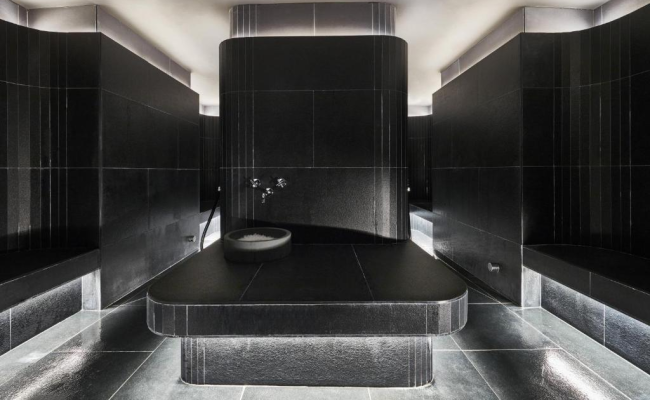 The Dean Munich - Autograph Collection