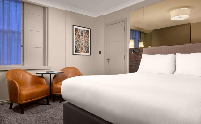 Strand Palace Hotel