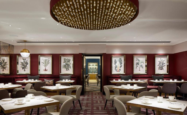 Strand Palace Hotel