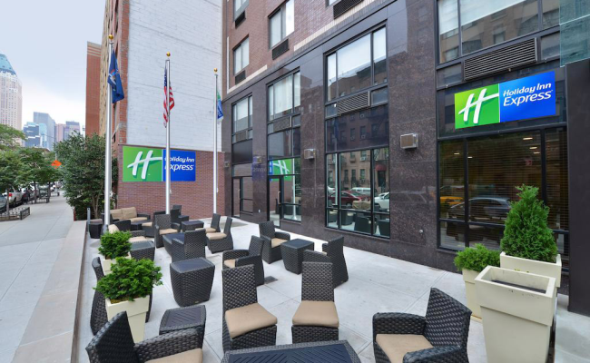 Holiday Inn Express Manhattan Midtown West