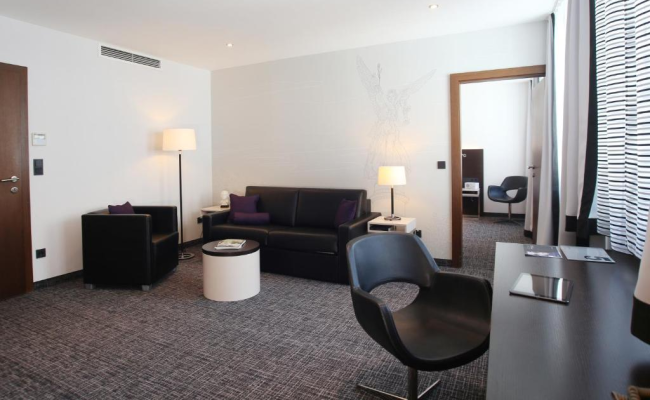Schiller 5 Hotel