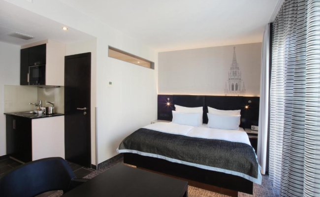 Schiller 5 Hotel