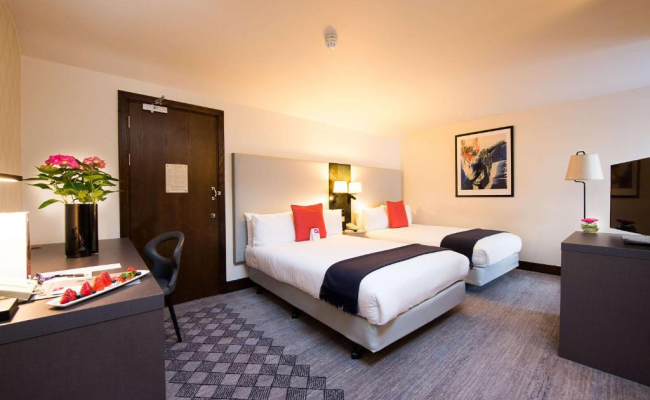 Doubletree by Hilton London Kensington