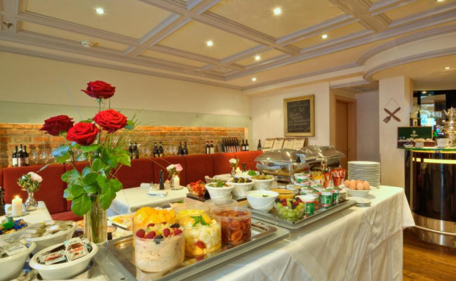 MAXIMILIAN MUNICH Apartments & Hotel