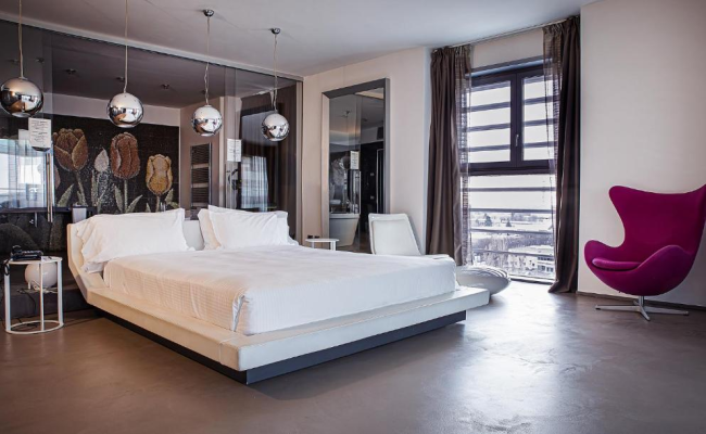 Hotel For You