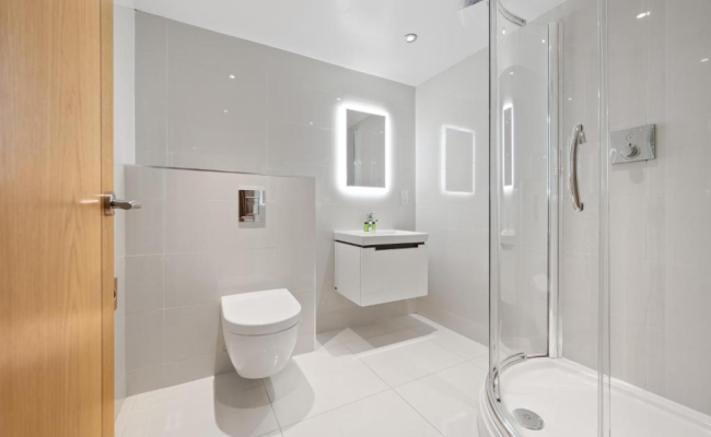 White Hart Hotel & Apartments