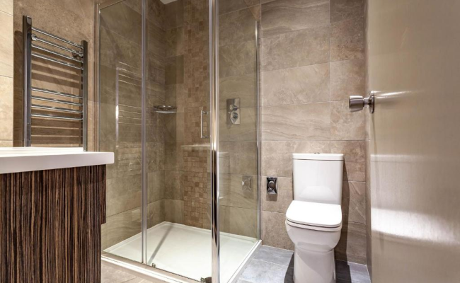 White Hart Hotel & Apartments
