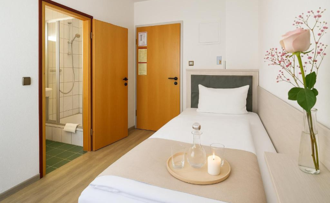 Messehotel Daucher A9 Autobahn 24h Self-Check-in