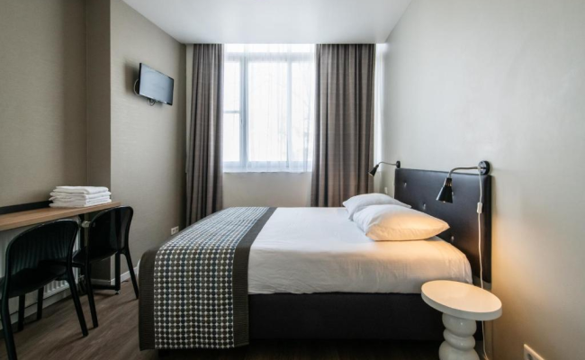 Acostar Hotel