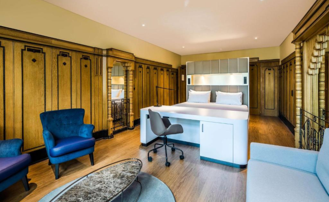NH Amsterdam Schiller
