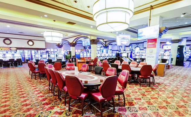 Silver Sevens Hotel & Casino
