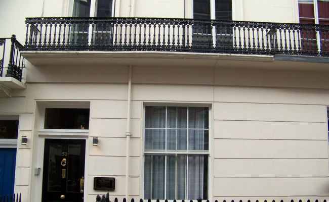 Eaton Square Hotel