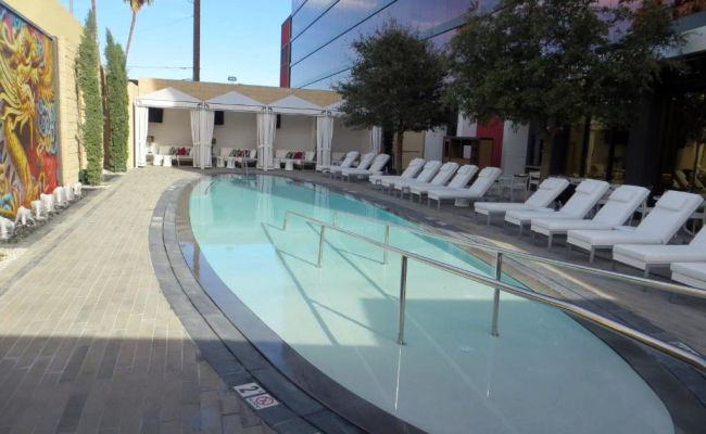 Lucky Dragon Hotel