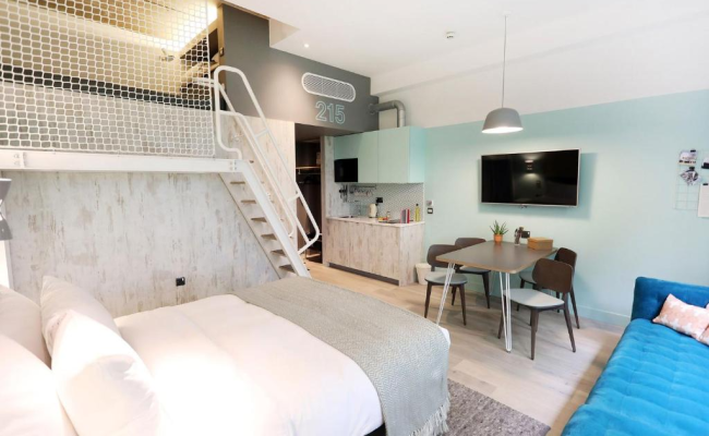room2 Southampton Hometel