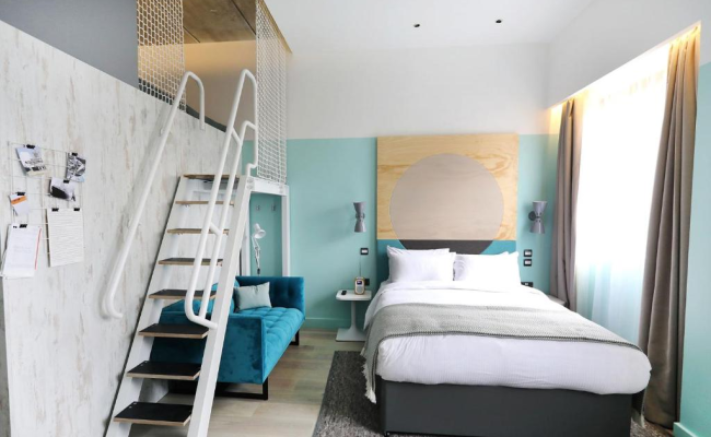 room2 Southampton Hometel
