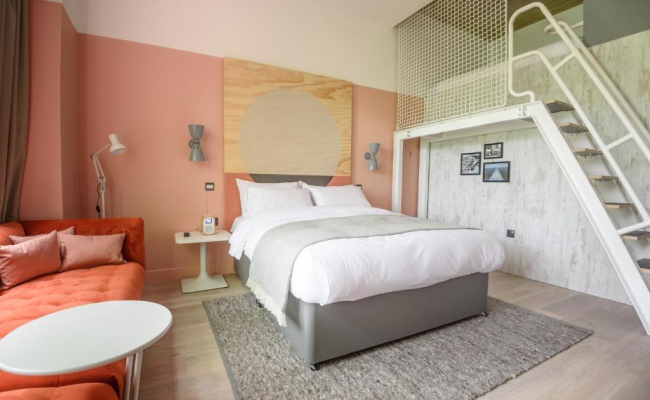 room2 Southampton Hometel