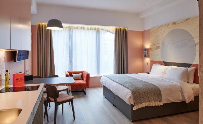 room2 Southampton Hometel