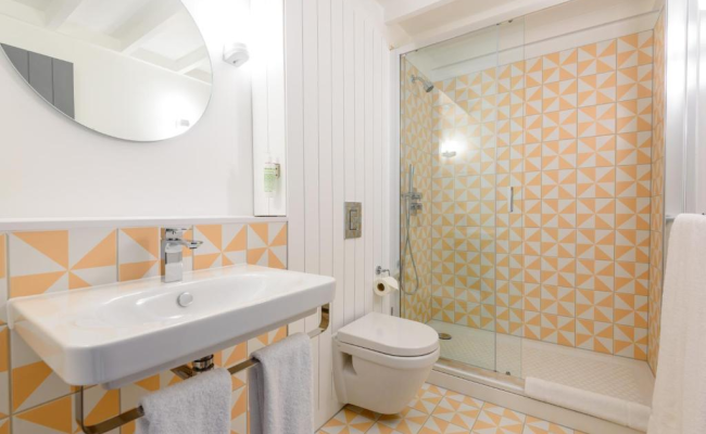 room2 Southampton Hometel